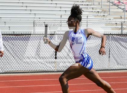 Thumbnail 1 in Cardinal Gibbons Distance Carnival photogallery.