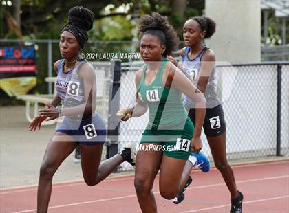 Thumbnail 1 in Cardinal Gibbons Distance Carnival photogallery.
