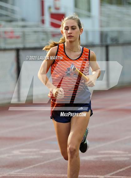 Thumbnail 1 in Cardinal Gibbons Distance Carnival photogallery.