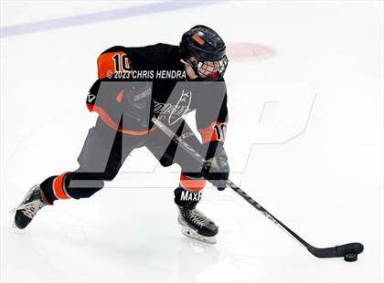 Thumbnail 3 in Escanaba vs. Houghton (MHSAA Division 3 Quarterfinal) photogallery.