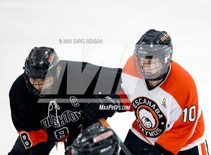 Thumbnail 3 in Escanaba vs. Houghton (MHSAA Division 3 Quarterfinal) photogallery.