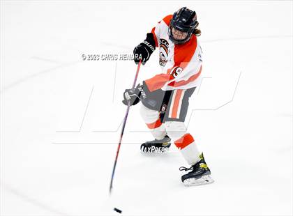 Thumbnail 3 in Escanaba vs. Houghton (MHSAA Division 3 Quarterfinal) photogallery.