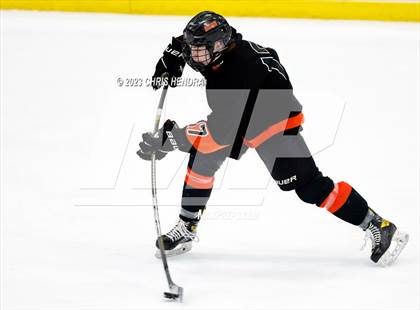 Thumbnail 3 in Escanaba vs. Houghton (MHSAA Division 3 Quarterfinal) photogallery.