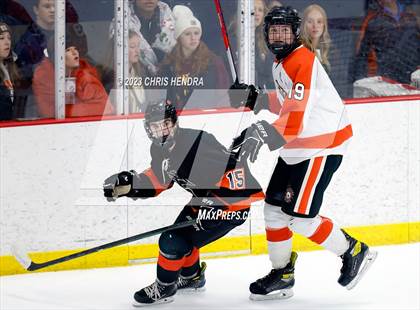 Thumbnail 2 in Escanaba vs. Houghton (MHSAA Division 3 Quarterfinal) photogallery.