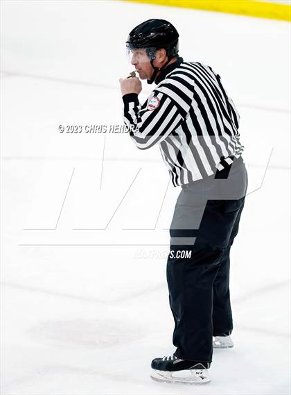 Thumbnail 1 in Escanaba vs. Houghton (MHSAA Division 3 Quarterfinal) photogallery.