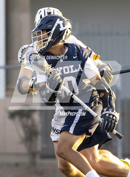 Thumbnail 1 in Loyola vs. Foothill (CIF Southern Section Final) photogallery.