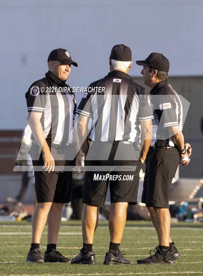 Thumbnail 1 in Loyola vs. Foothill (CIF Southern Section Final) photogallery.