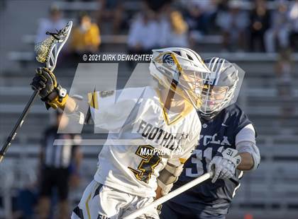 Thumbnail 2 in Loyola vs. Foothill (CIF Southern Section Final) photogallery.