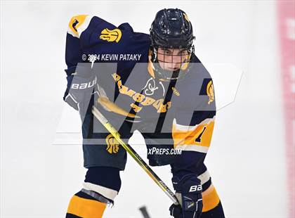 Thumbnail 1 in Simsbury vs. Notre Dame, WH (CIAC DI Semifinal) photogallery.