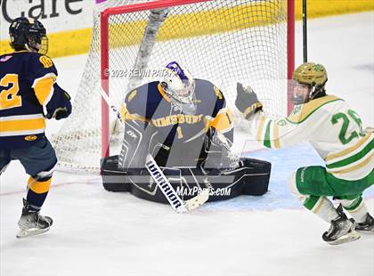 Thumbnail 1 in Simsbury vs. Notre Dame, WH (CIAC DI Semifinal) photogallery.