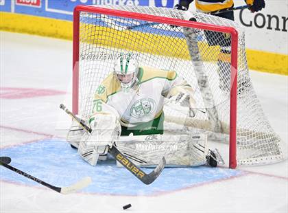 Thumbnail 1 in Simsbury vs. Notre Dame, WH (CIAC DI Semifinal) photogallery.