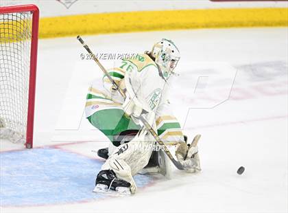 Thumbnail 2 in Simsbury vs. Notre Dame, WH (CIAC DI Semifinal) photogallery.
