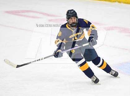 Thumbnail 1 in Simsbury vs. Notre Dame, WH (CIAC DI Semifinal) photogallery.