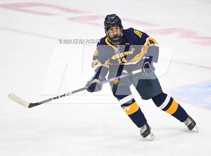 Thumbnail 2 in Simsbury vs. Notre Dame, WH (CIAC DI Semifinal) photogallery.