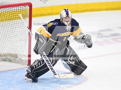Thumbnail 2 in Simsbury vs. Notre Dame, WH (CIAC DI Semifinal) photogallery.