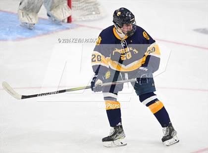 Thumbnail 2 in Simsbury vs. Notre Dame, WH (CIAC DI Semifinal) photogallery.