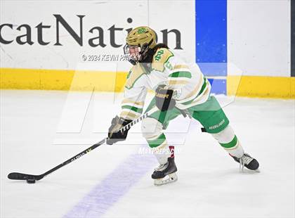 Thumbnail 3 in Simsbury vs. Notre Dame, WH (CIAC DI Semifinal) photogallery.