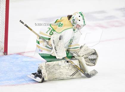 Thumbnail 3 in Simsbury vs. Notre Dame, WH (CIAC DI Semifinal) photogallery.