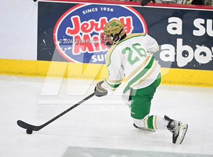 Thumbnail 1 in Simsbury vs. Notre Dame, WH (CIAC DI Semifinal) photogallery.