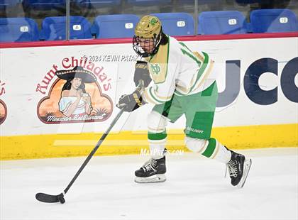 Thumbnail 3 in Simsbury vs. Notre Dame, WH (CIAC DI Semifinal) photogallery.