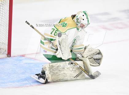 Thumbnail 1 in Simsbury vs. Notre Dame, WH (CIAC DI Semifinal) photogallery.