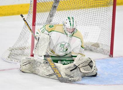 Thumbnail 1 in Simsbury vs. Notre Dame, WH (CIAC DI Semifinal) photogallery.
