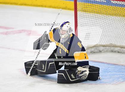 Thumbnail 2 in Simsbury vs. Notre Dame, WH (CIAC DI Semifinal) photogallery.