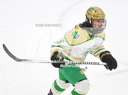 Thumbnail 1 in Simsbury vs. Notre Dame, WH (CIAC DI Semifinal) photogallery.