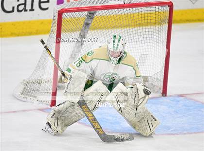 Thumbnail 1 in Simsbury vs. Notre Dame, WH (CIAC DI Semifinal) photogallery.
