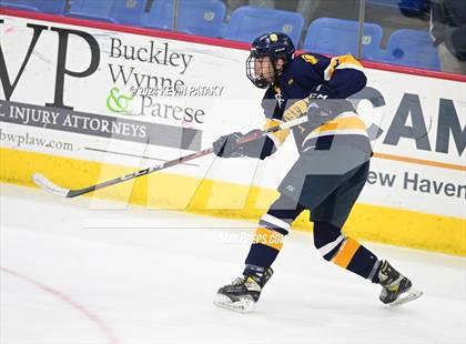 Thumbnail 1 in Simsbury vs. Notre Dame, WH (CIAC DI Semifinal) photogallery.