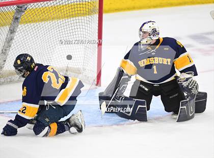 Thumbnail 3 in Simsbury vs. Notre Dame, WH (CIAC DI Semifinal) photogallery.