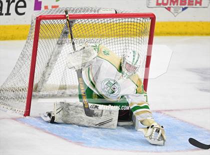 Thumbnail 1 in Simsbury vs. Notre Dame, WH (CIAC DI Semifinal) photogallery.