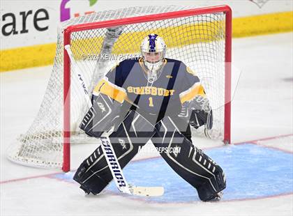 Thumbnail 2 in Simsbury vs. Notre Dame, WH (CIAC DI Semifinal) photogallery.