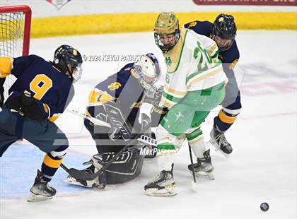 Thumbnail 1 in Simsbury vs. Notre Dame, WH (CIAC DI Semifinal) photogallery.