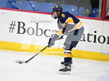 Thumbnail 1 in Simsbury vs. Notre Dame, WH (CIAC DI Semifinal) photogallery.