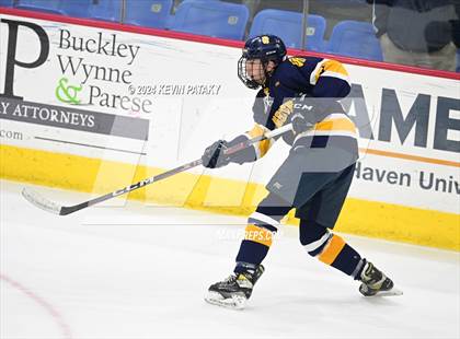 Thumbnail 3 in Simsbury vs. Notre Dame, WH (CIAC DI Semifinal) photogallery.