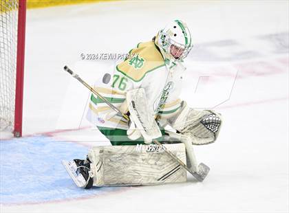 Thumbnail 3 in Simsbury vs. Notre Dame, WH (CIAC DI Semifinal) photogallery.