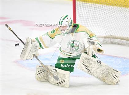 Thumbnail 2 in Simsbury vs. Notre Dame, WH (CIAC DI Semifinal) photogallery.