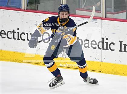 Thumbnail 1 in Simsbury vs. Notre Dame, WH (CIAC DI Semifinal) photogallery.