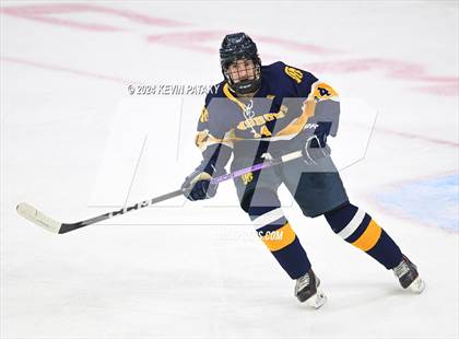 Thumbnail 3 in Simsbury vs. Notre Dame, WH (CIAC DI Semifinal) photogallery.