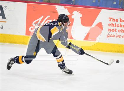 Thumbnail 3 in Simsbury vs. Notre Dame, WH (CIAC DI Semifinal) photogallery.