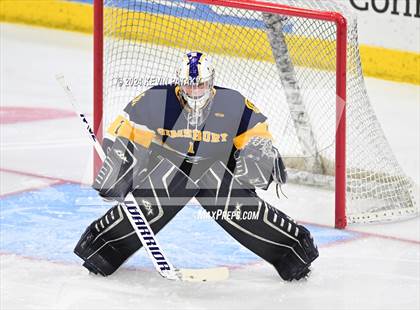 Thumbnail 2 in Simsbury vs. Notre Dame, WH (CIAC DI Semifinal) photogallery.