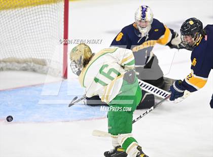 Thumbnail 3 in Simsbury vs. Notre Dame, WH (CIAC DI Semifinal) photogallery.