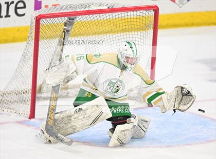 Thumbnail 2 in Simsbury vs. Notre Dame, WH (CIAC DI Semifinal) photogallery.