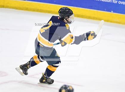 Thumbnail 1 in Simsbury vs. Notre Dame, WH (CIAC DI Semifinal) photogallery.