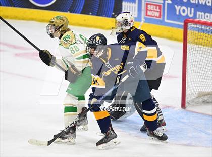Thumbnail 2 in Simsbury vs. Notre Dame, WH (CIAC DI Semifinal) photogallery.