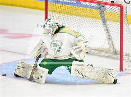 Thumbnail 2 in Simsbury vs. Notre Dame, WH (CIAC DI Semifinal) photogallery.