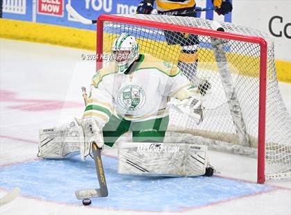 Thumbnail 1 in Simsbury vs. Notre Dame, WH (CIAC DI Semifinal) photogallery.