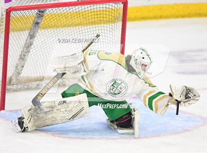 Thumbnail 3 in Simsbury vs. Notre Dame, WH (CIAC DI Semifinal) photogallery.