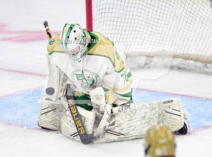 Thumbnail 2 in Simsbury vs. Notre Dame, WH (CIAC DI Semifinal) photogallery.